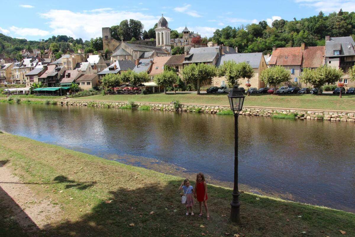 La Vieille Ferme: Superbe Complexe De 3 Gites En Pierre Avec Piscine Au Coeur Du Perigord Noir Saint-Genies Zewnętrze zdjęcie